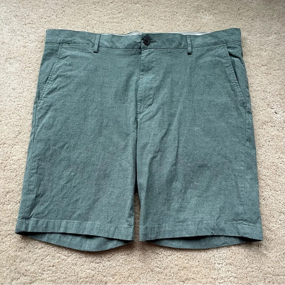 ✅Lot of 3 Goodthreads Men's Chino Shorts -  Size 40 - VGUC - Khaki & Green - Picture 6 of 13
